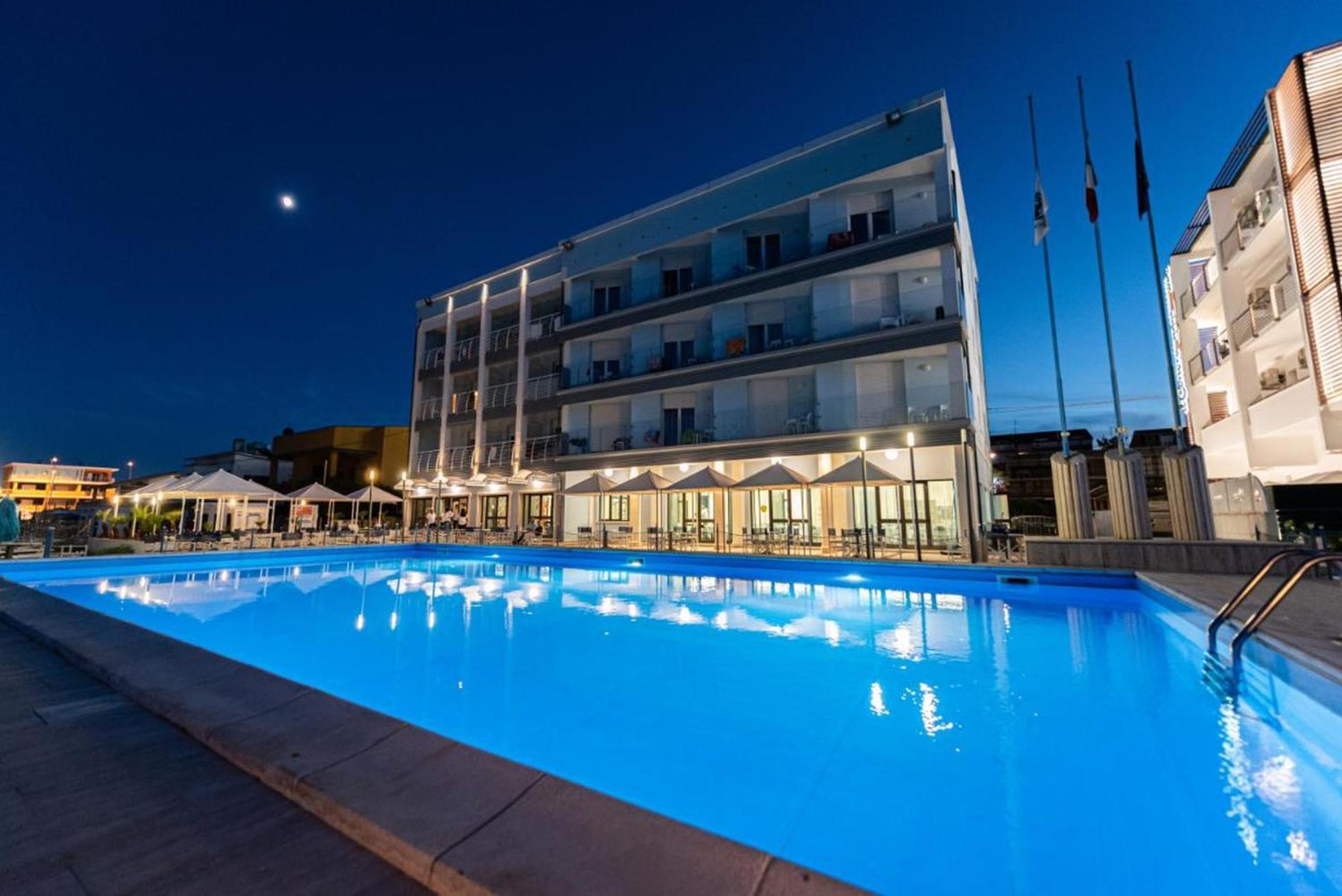 Hotel Marcelli Numana Ngoại thất bức ảnh