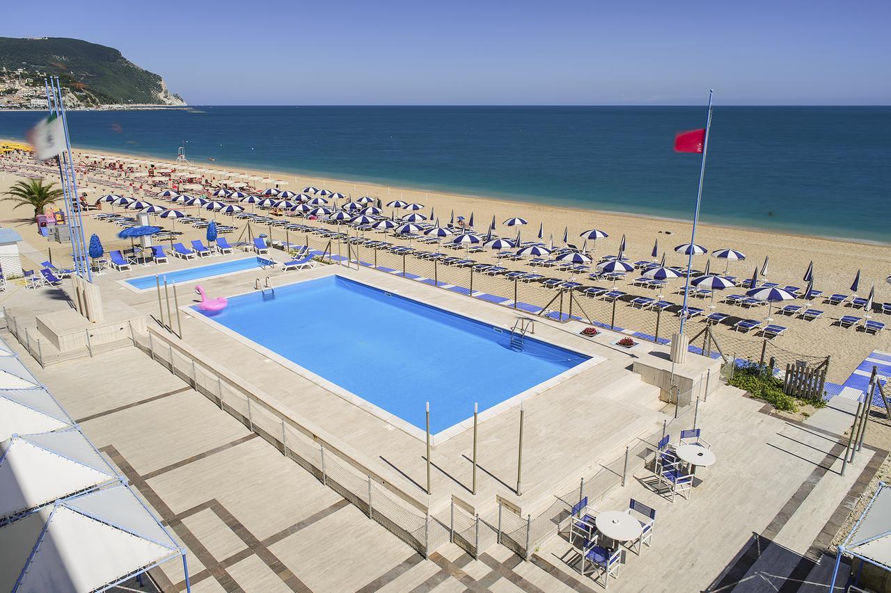 Hotel Marcelli Numana Ngoại thất bức ảnh